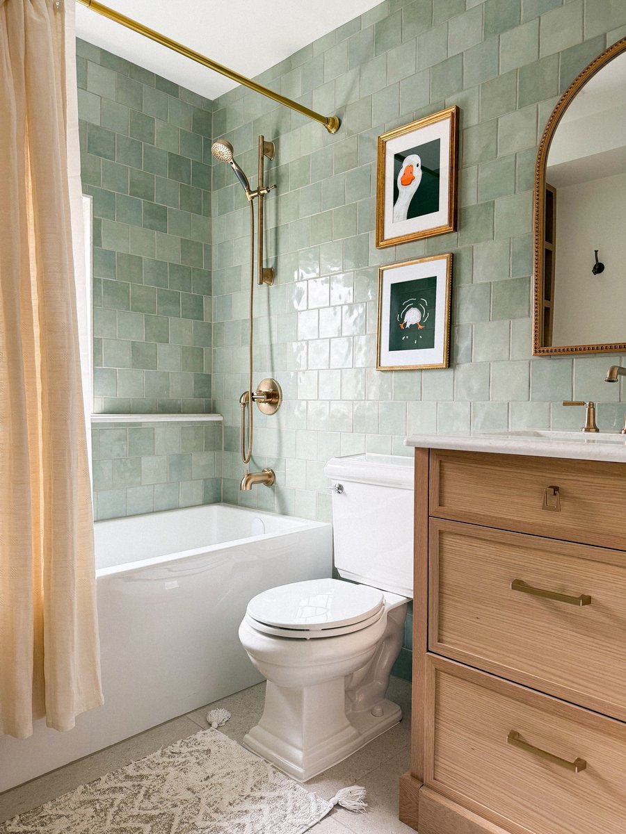 KITCHENER BATHROOM